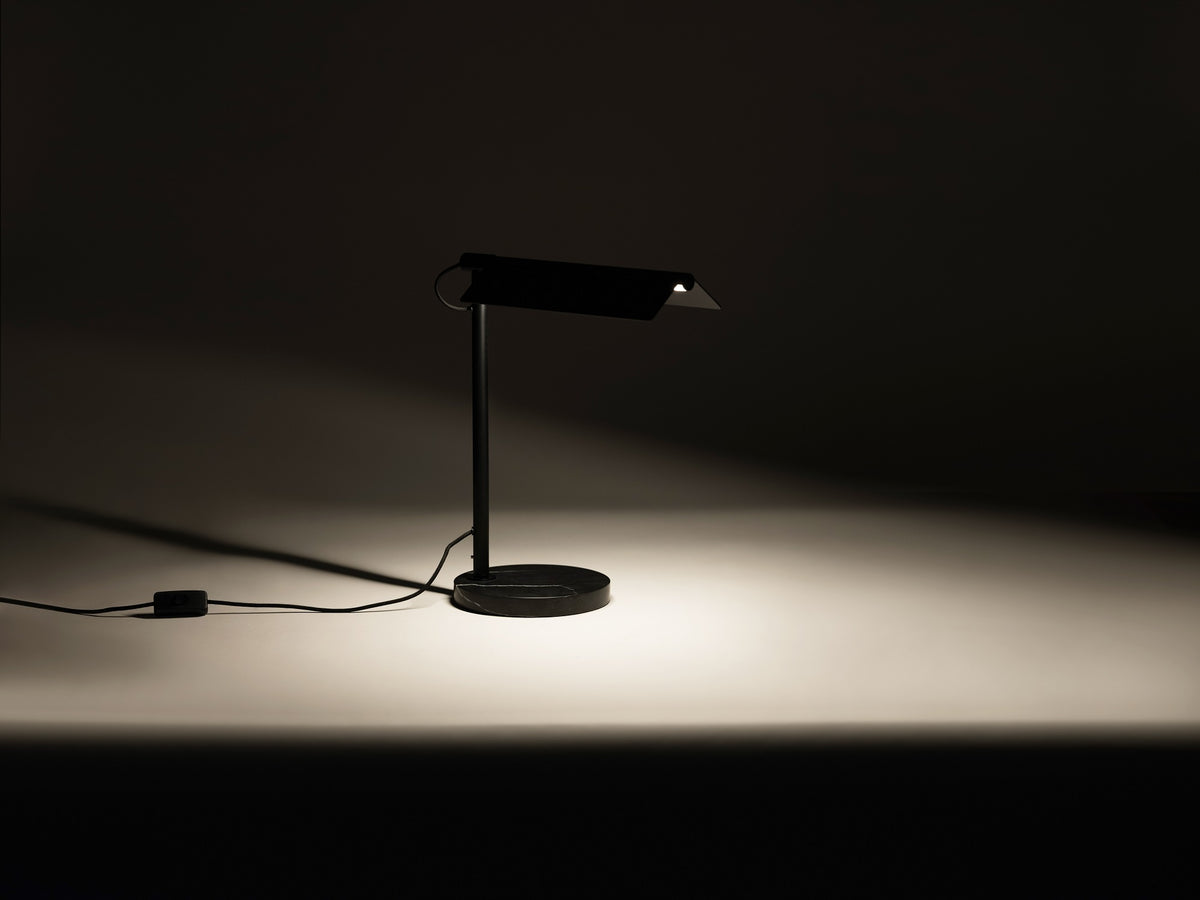 Oxford Table Lamp – Black Aluminum – view 4