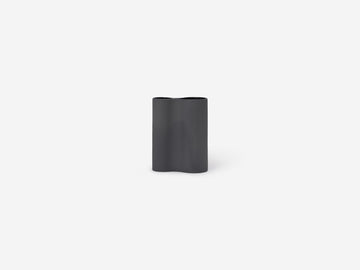The Organic Vase – Black – view 5