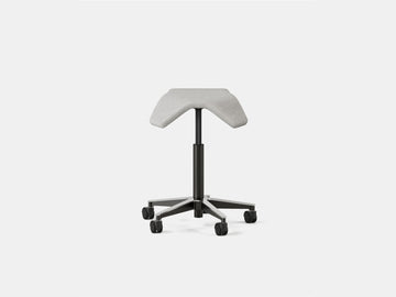 Saddle Chair – ILOA / Dove – view 2