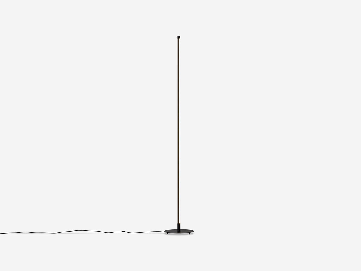 Slimline Vertical Floor Lamp – Black – view 2