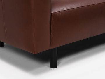 Coachella Madera with Black Peg Legs