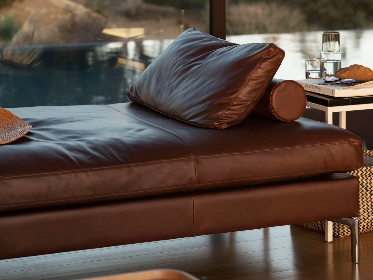 Eve Daybed