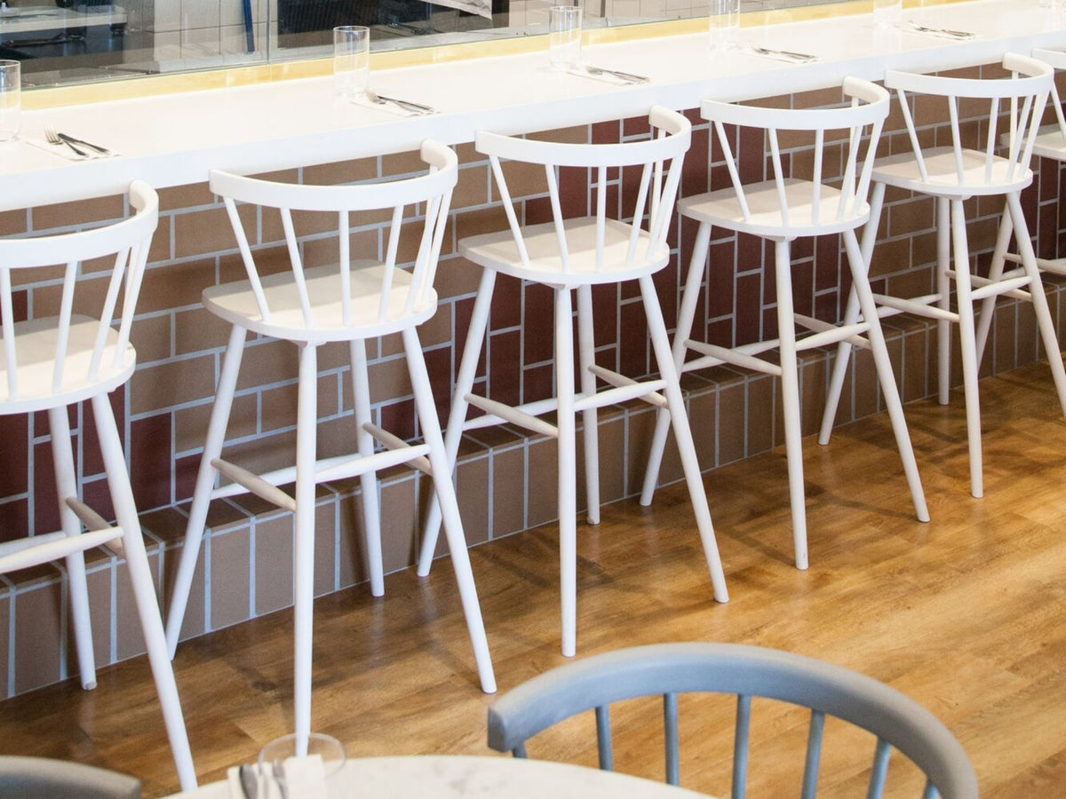 Lyla Arm Counter Stool