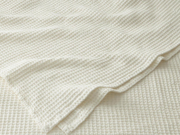 Silk & Snow Waffle Coverlet – Queen / White – view 2