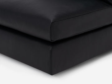Grade 300 Broadway Onyx - Plush Seating