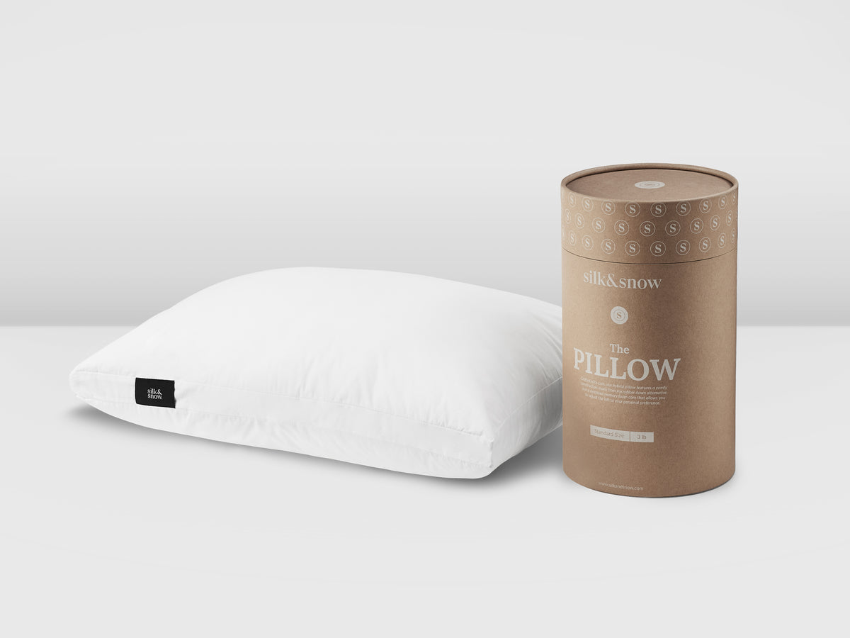 Silk & Snow Pillows – Standard – view 3