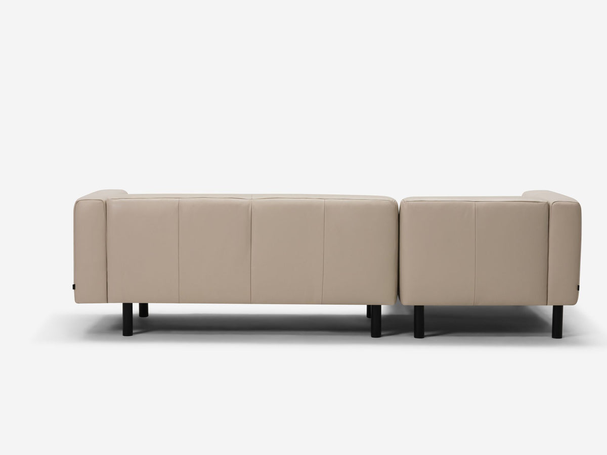 Paloma Hemp Leather - Left Hand Facing Chaise - Black Peg Legs