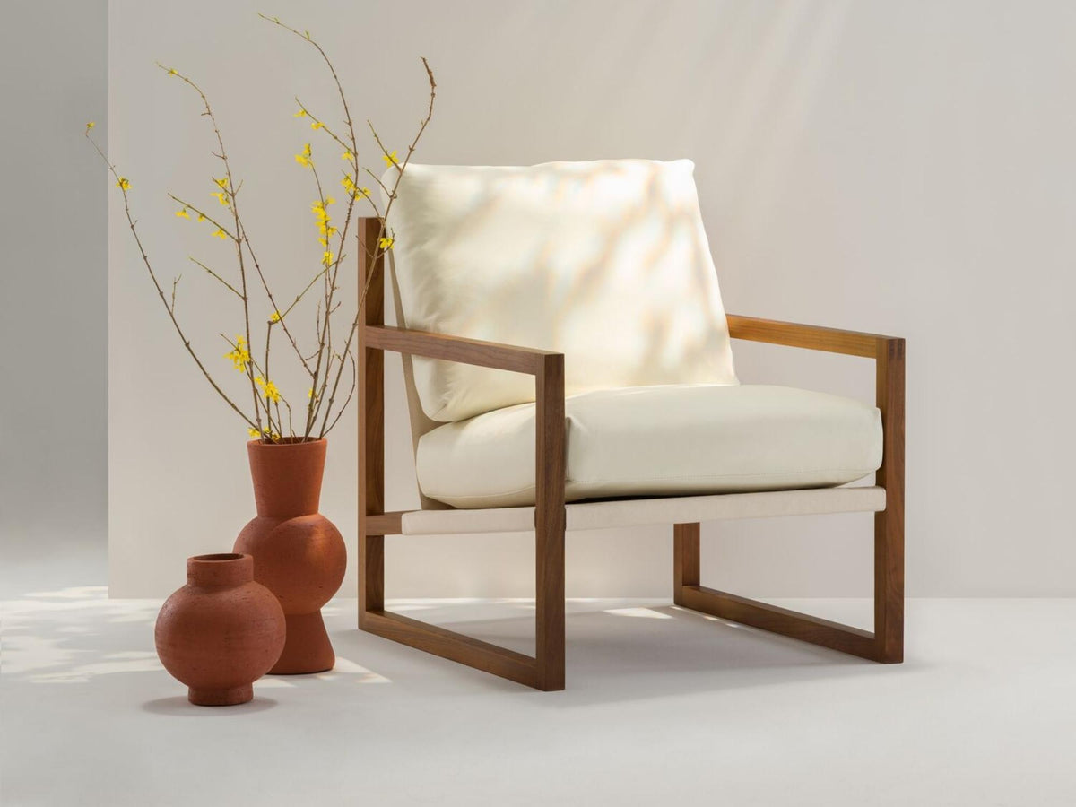Chiara Lounge Chair – Leather – view 5