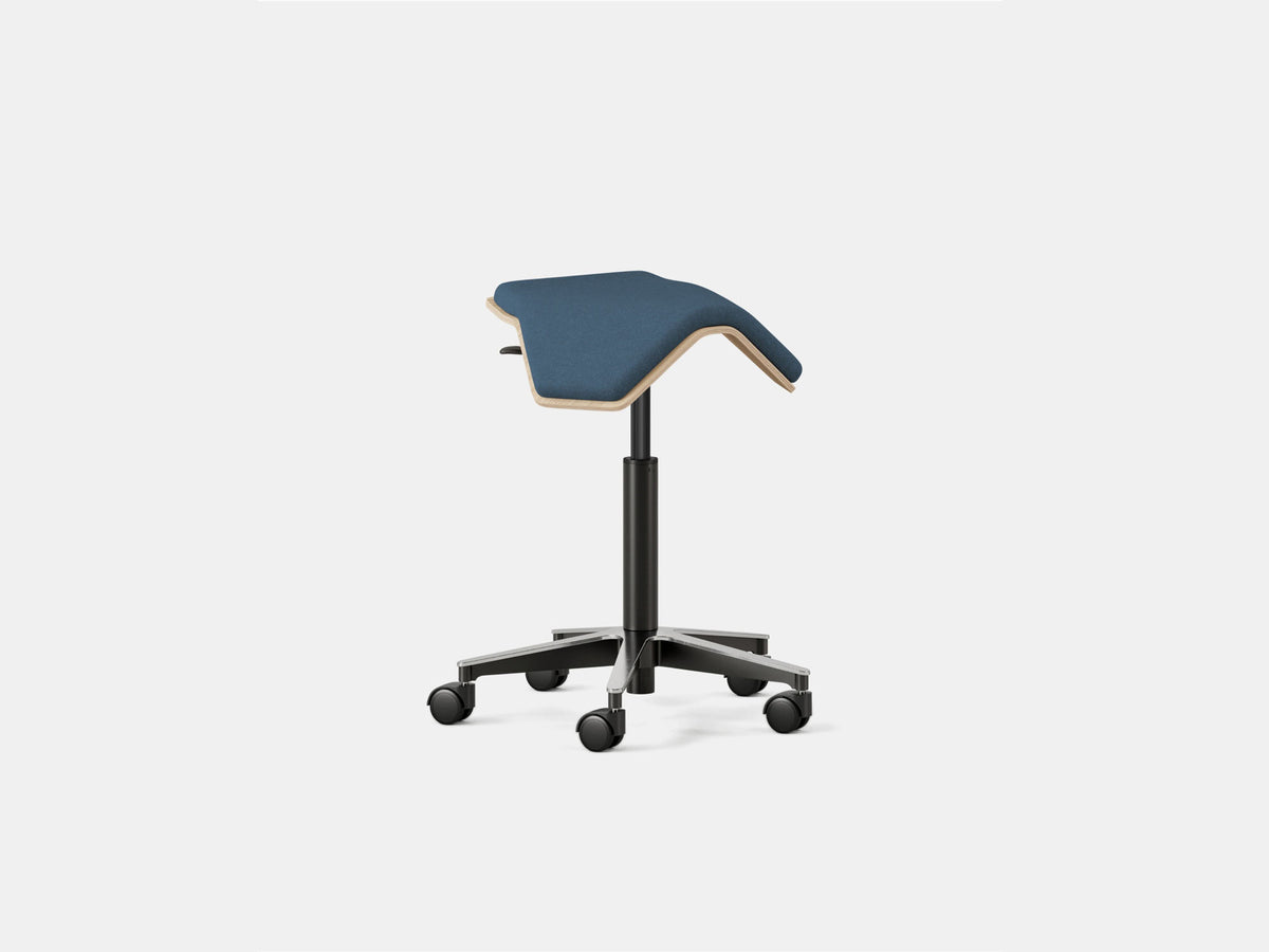 Saddle Chair – ILOA Plus / Pacific