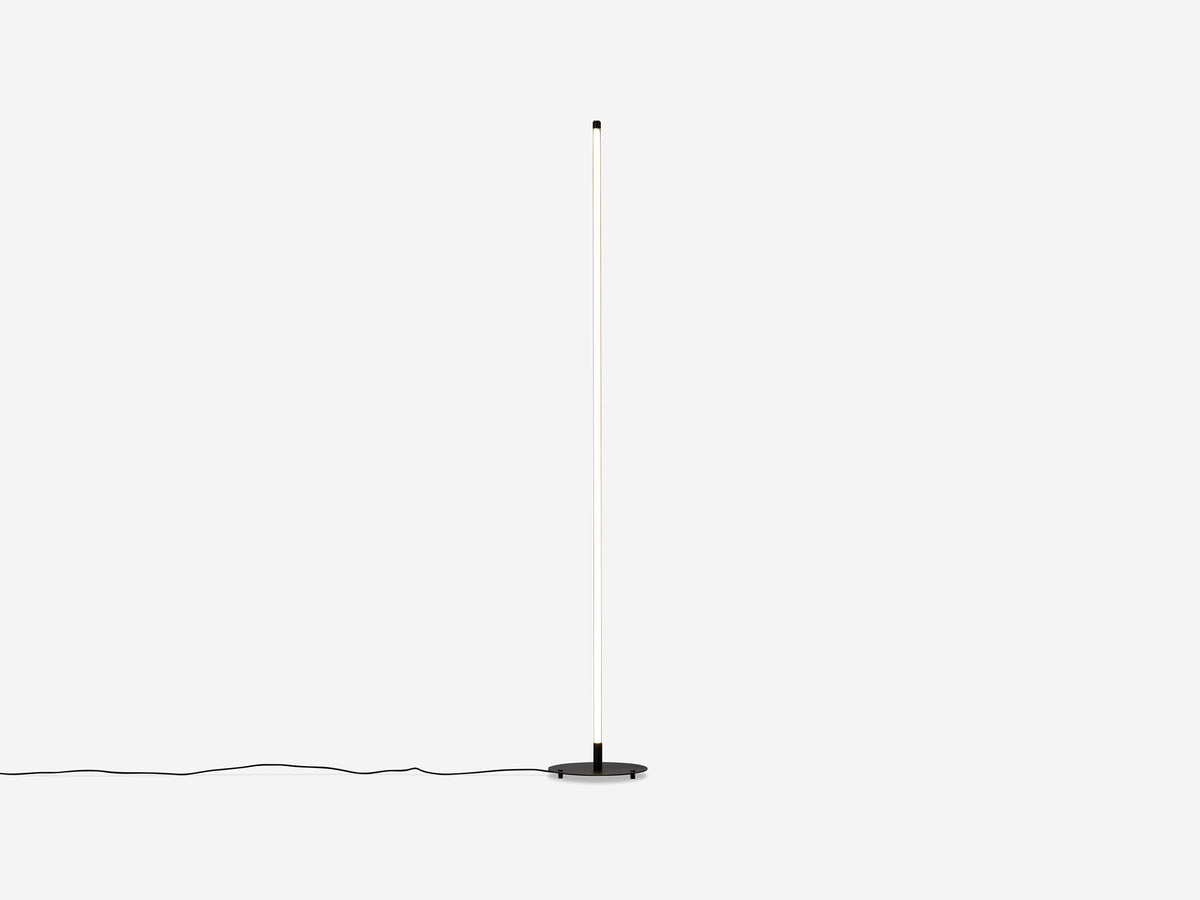 Slimline Vertical Floor Lamp – Black – view 4