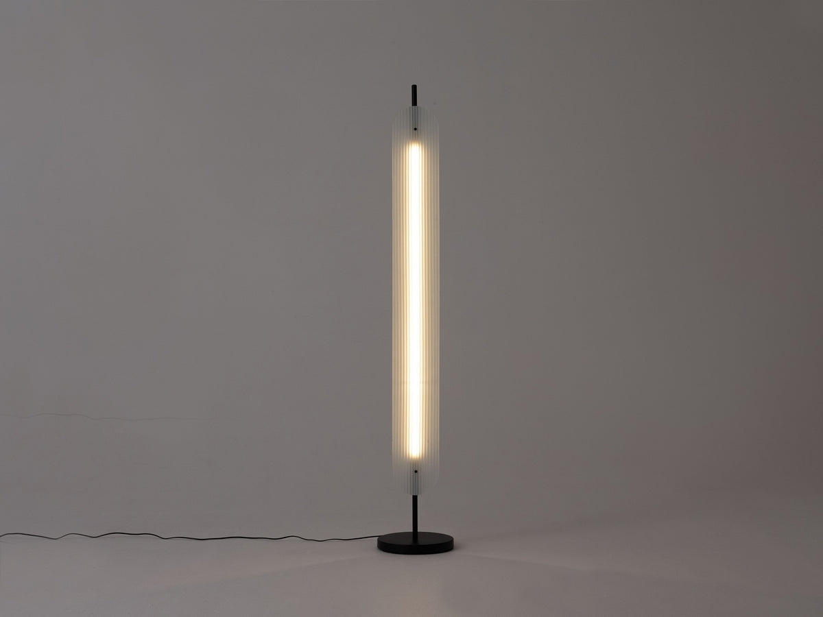 Fount Floor Lamp – Black – view 2