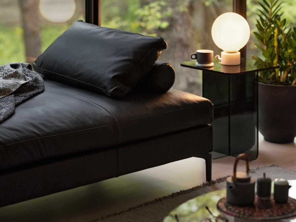 Eve Daybed