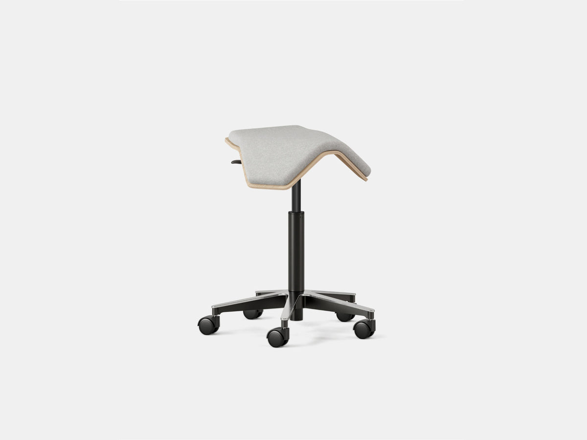 Saddle Chair – ILOA Plus / Dove