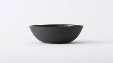 Garrido Stoneware Serving Bowl – Black