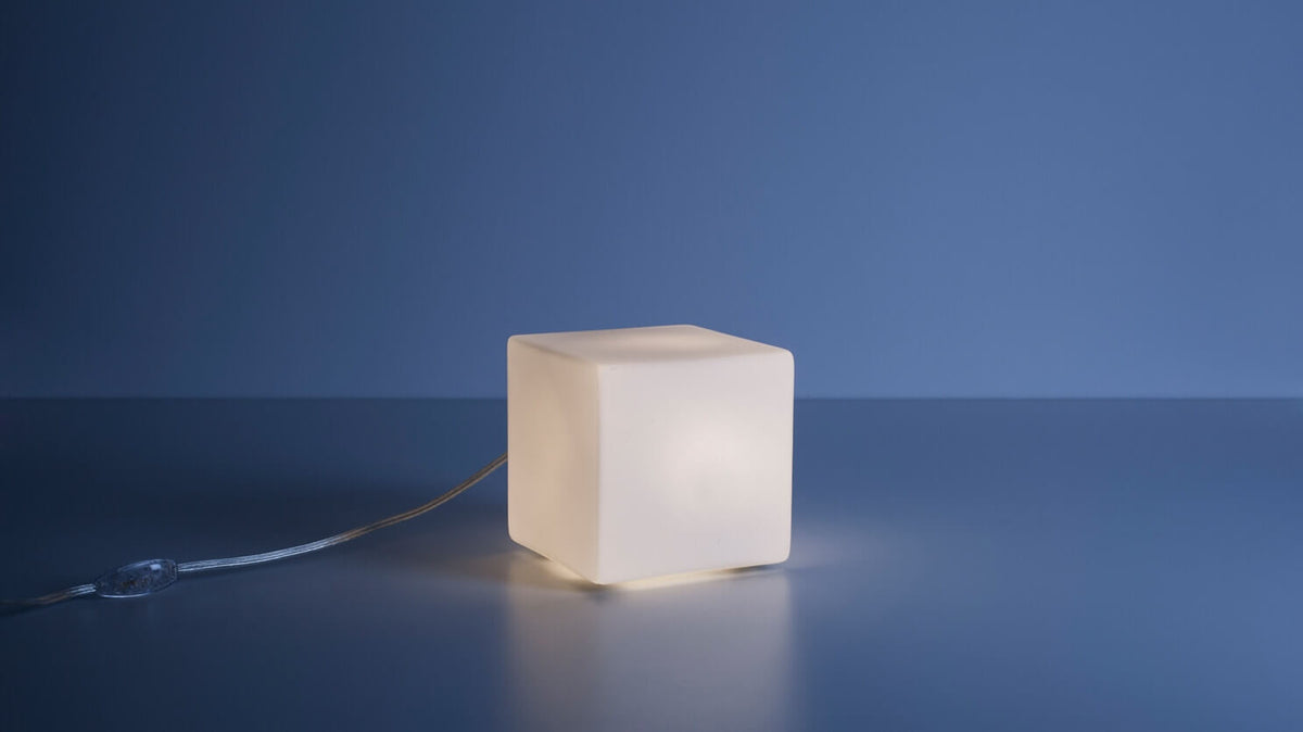 Boxy Table Lamp - Large – Frosted Glass – view 2