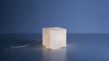 Boxy Table Lamp - Large – Frosted Glass – view 2