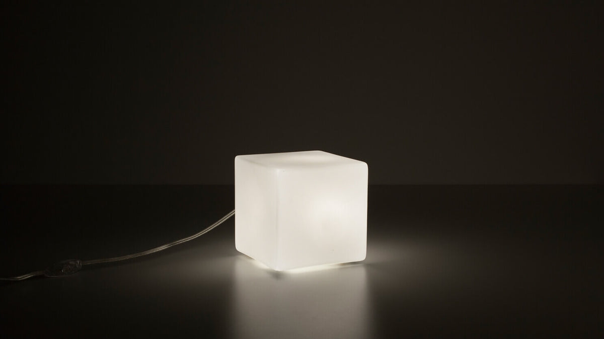 Boxy Table Lamp - Large – Frosted Glass – view 4