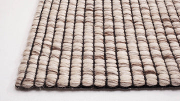 Caden Rug 5' x 8' – Black & Brown