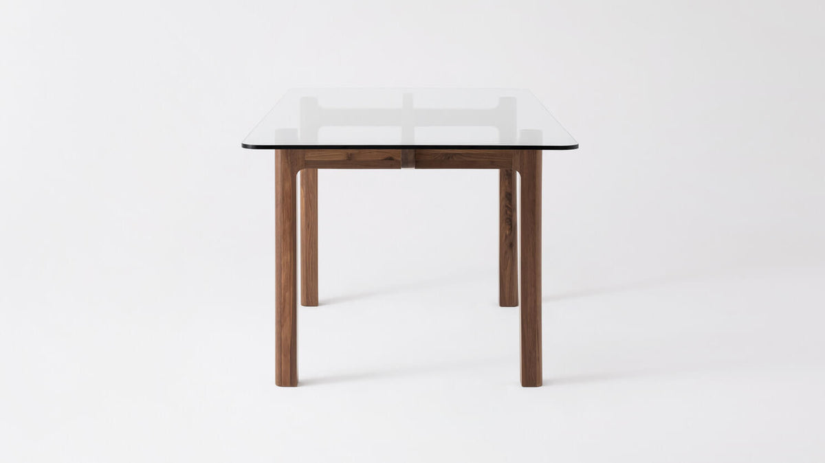 Place Dining Table – view 3