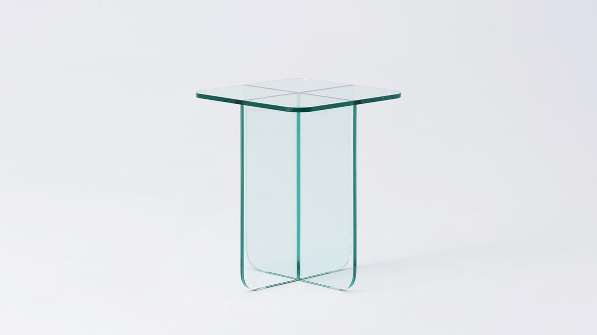 Verre End Table – Clear – view 2