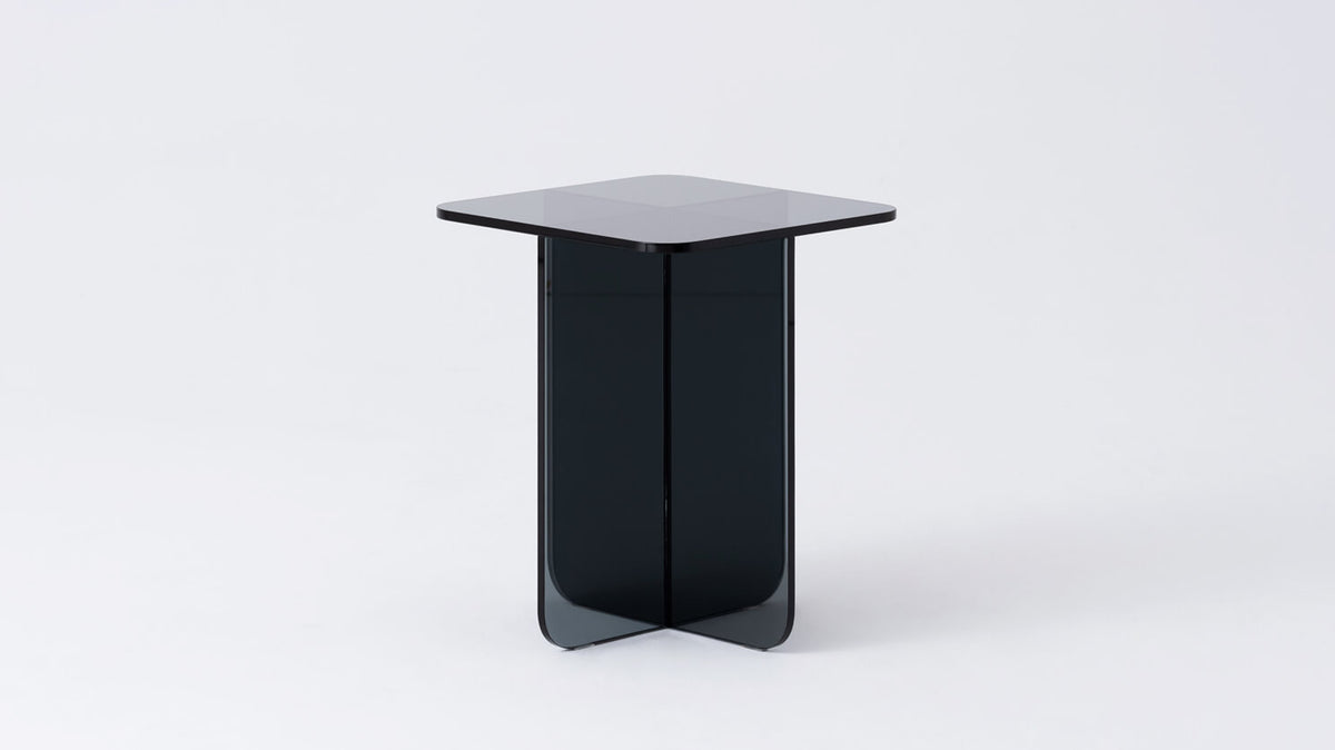 Verre End Table – Grey – view 2