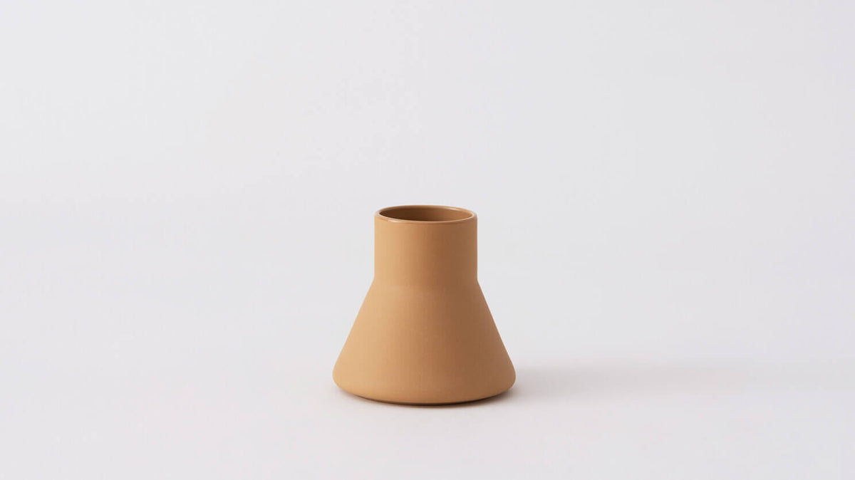 Alfred vessel – Small / Sand