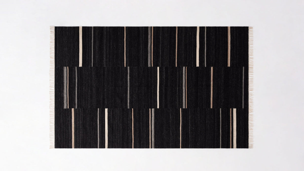 Nomad Rug 8' x 10' – Black – view 3