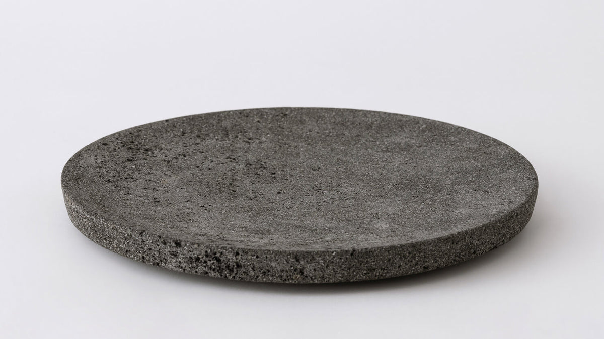 Batu Display Plates – Lava / Large – view 2