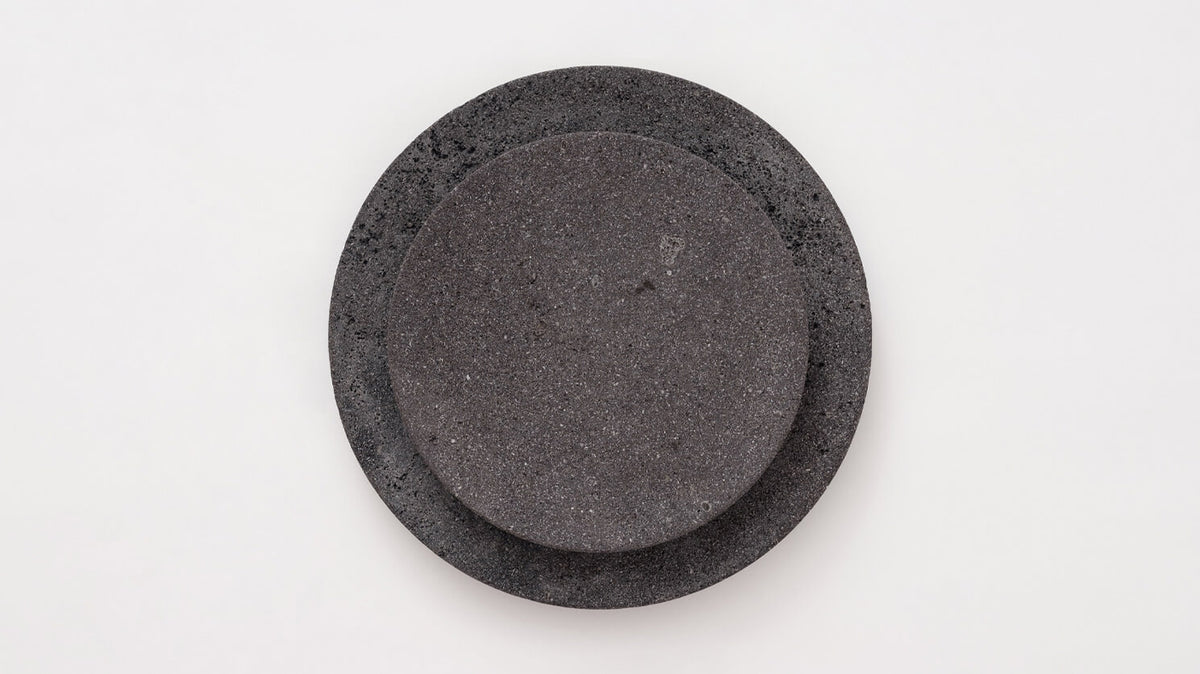 Batu Display Plates – Lava / Large – view 4