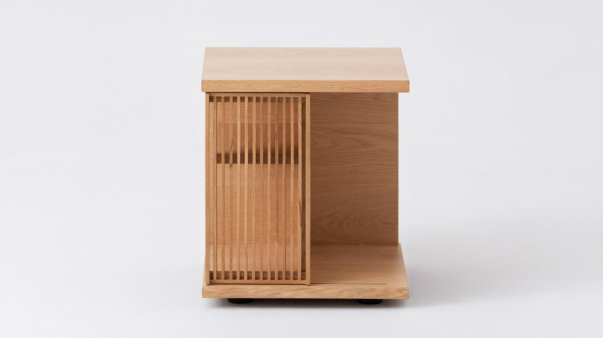 Plank Side Table – view 2