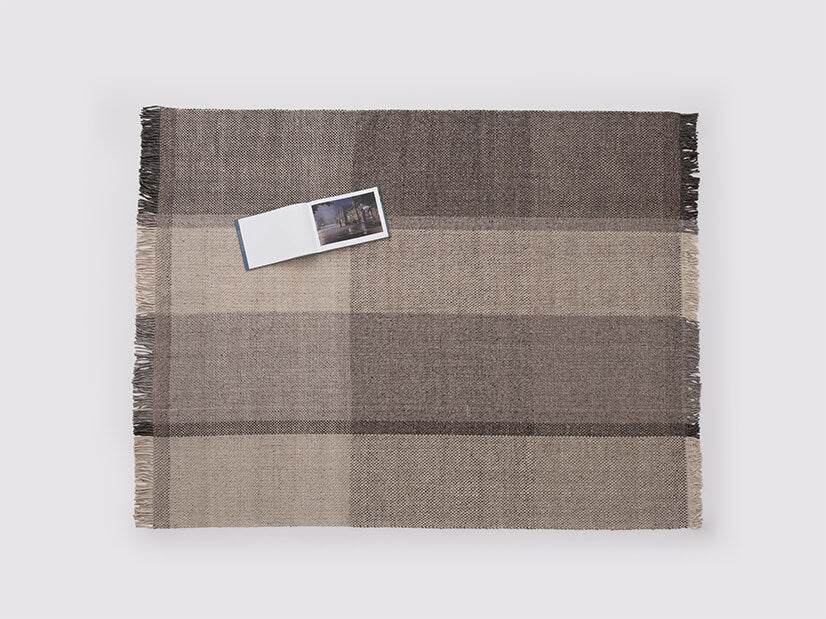Tartan Rug 8' x 10' – Earth – view 2