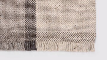 Tartan Rug 6' x 9' – Earth – view 3