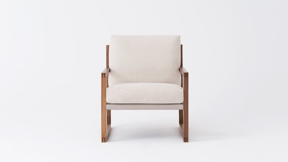 Grade 60 Florence Earth - Back: Cotton Duck Driftwood - Walnut Wood Frame