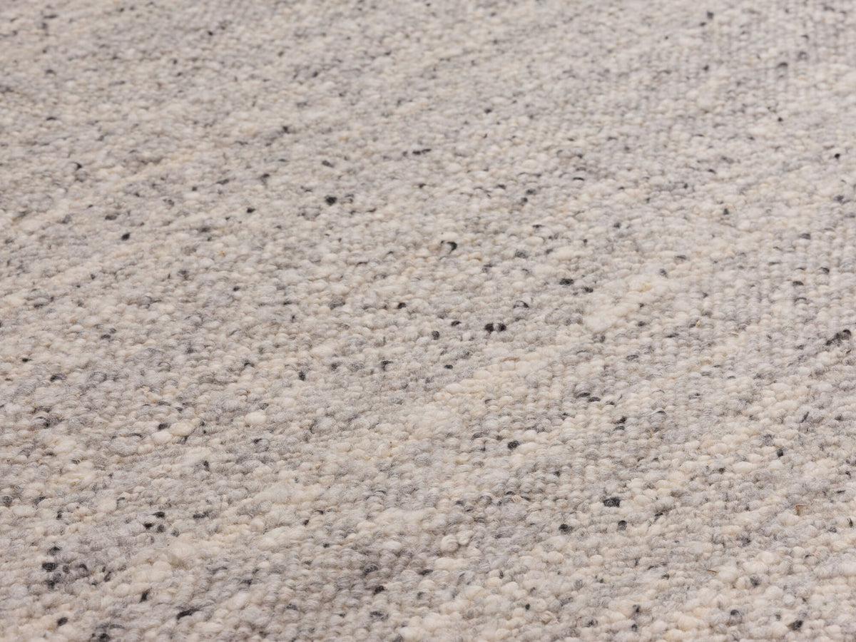 Slub Rug 5' x 8' – Light Grey – view 3