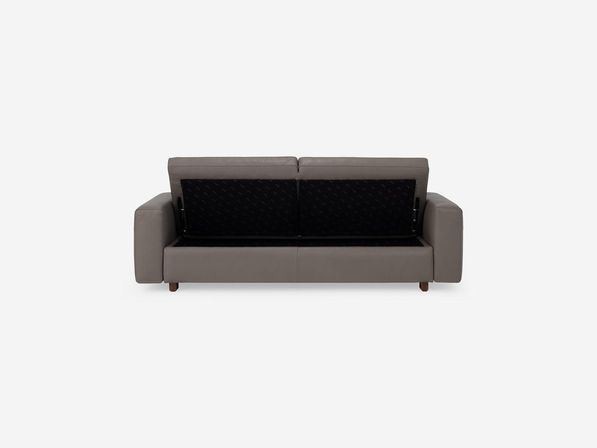 Suave Chrome with Walnut legs - Standard arms
