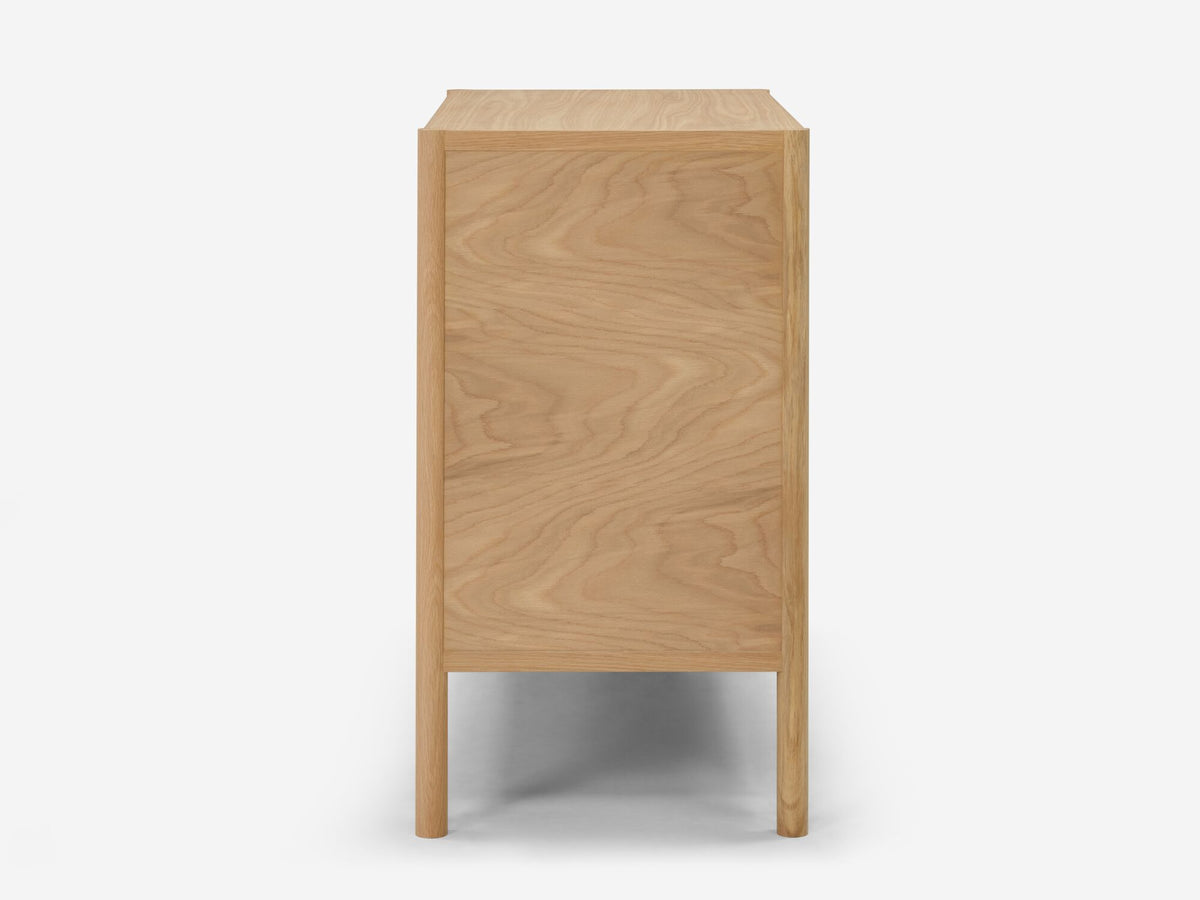 Monarch Single Dresser – Oak – view 3