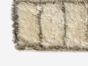 Tundra Rug 8' x 10' – Ivory/Grey
