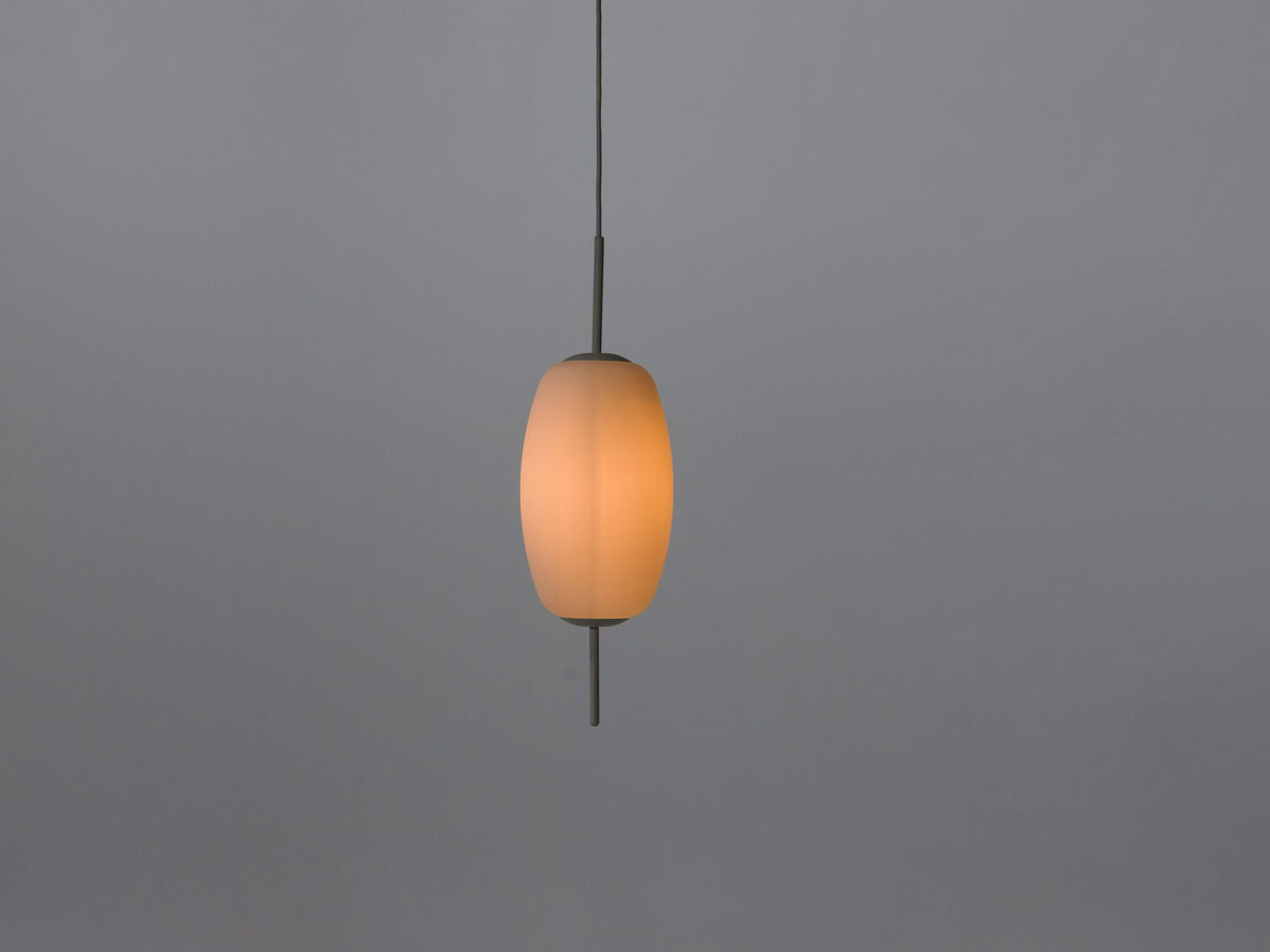 Silk Pendant Lamp – Medium / White – view 2