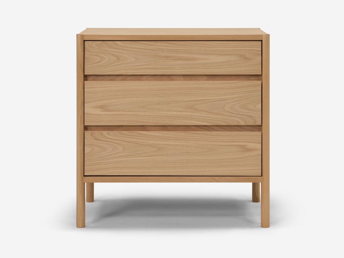 Monarch Single Dresser – Oak