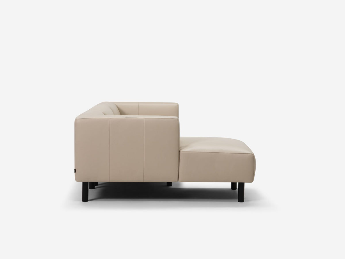Paloma Hemp Leather - Left Hand Facing Chaise - Black Peg Legs