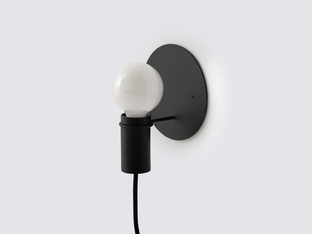 Custom Wall Lamp – Black / Black Base