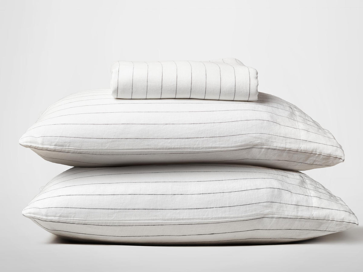Silk & Snow Flax Bedding Set – Full / Vintage Pinstripe