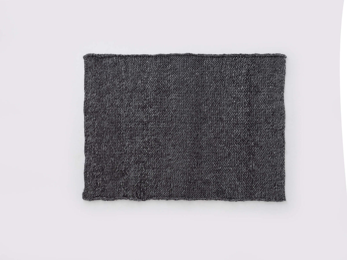 Soren Throw – Grey – view 2