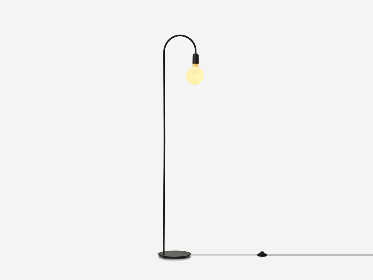 Metro Curve Floor Lamp – Black – view 2