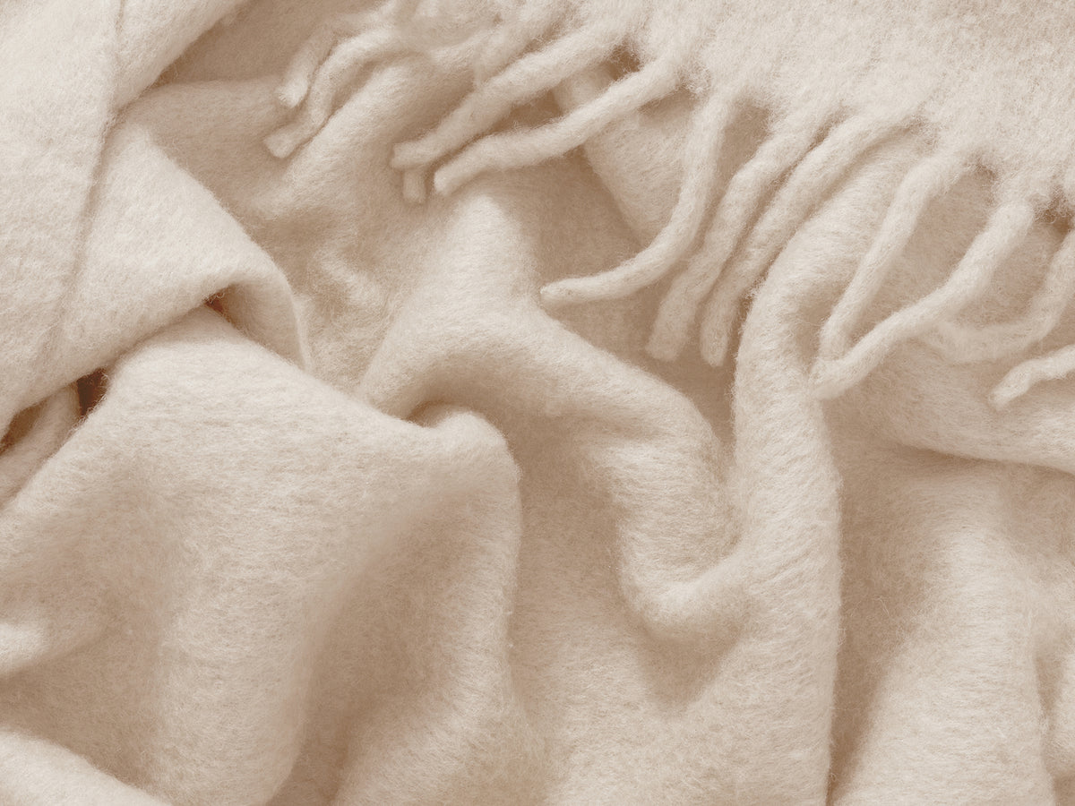 Wooly Throw – Butter – view 4