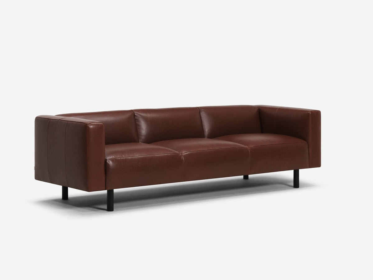Coachella Madera with Black Peg Legs