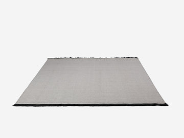 Link Rug 6' x 9' – Black & White – view 2
