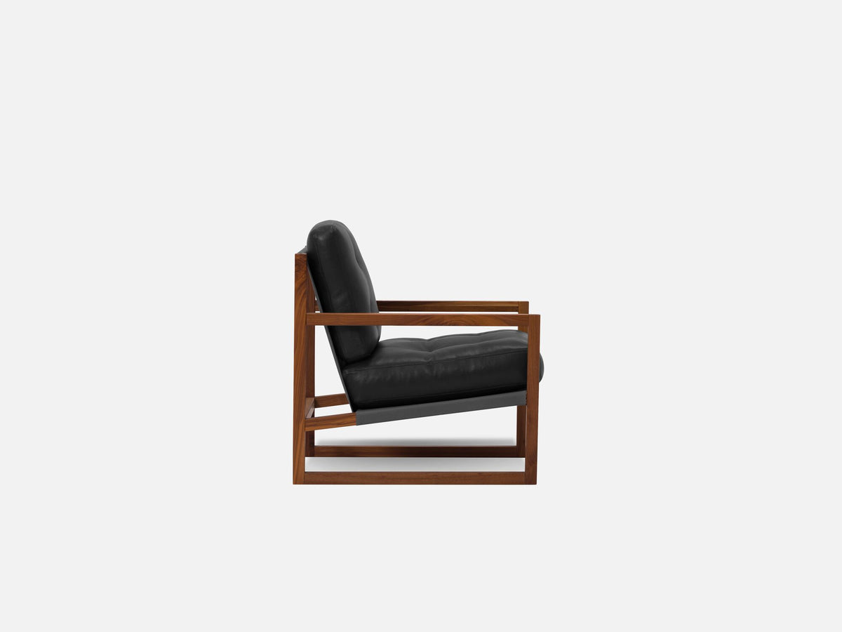 Suave Nero - Back: Cotton Duck Black - Walnut Wood Frame