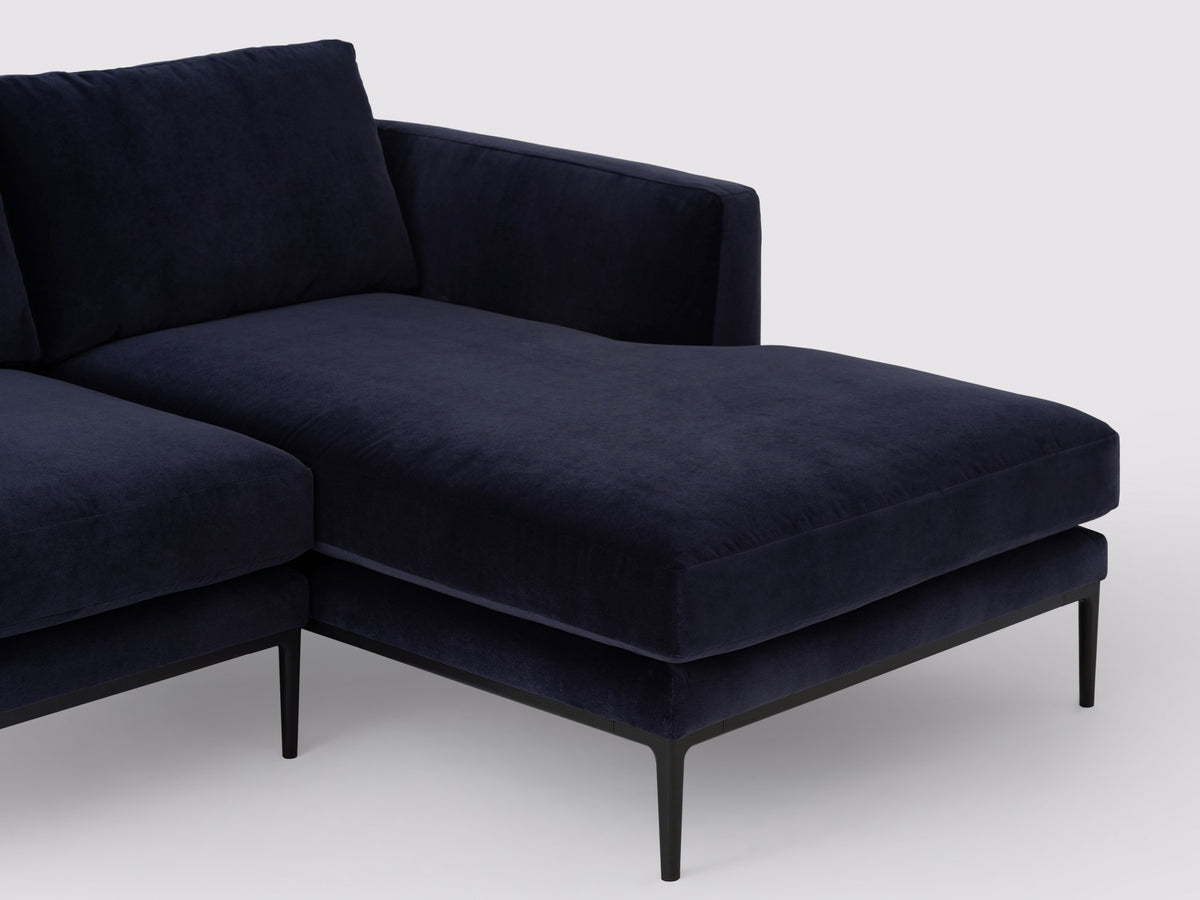 Grade 50 Seoul Uniform - Right Hand Facing Chaise