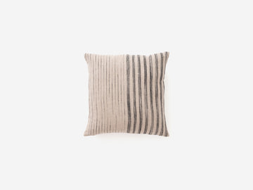 Riad Pillow – Black and White